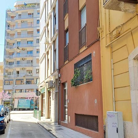 Ferienwohnung La Terrazza Tra I Tetti Studio - Bari Centro Exterior foto